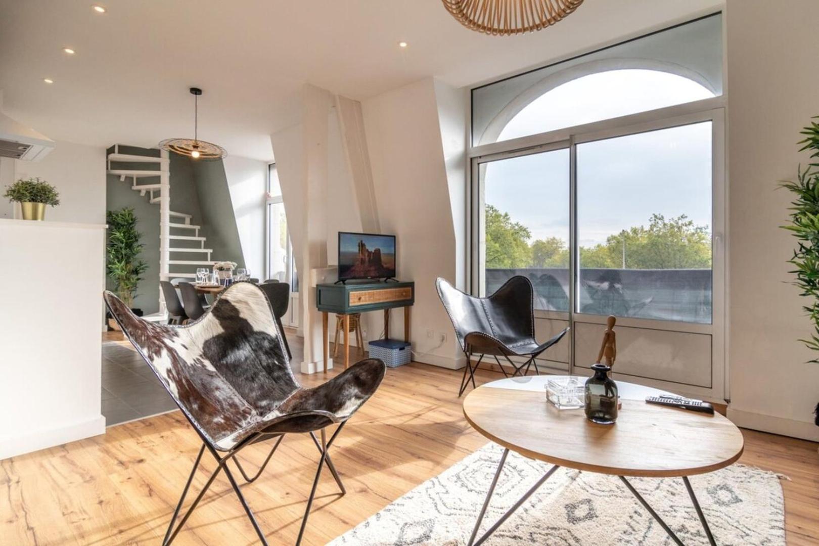 Marcq En Baroeul - Superb Apartment + Parking Bagian luar foto
