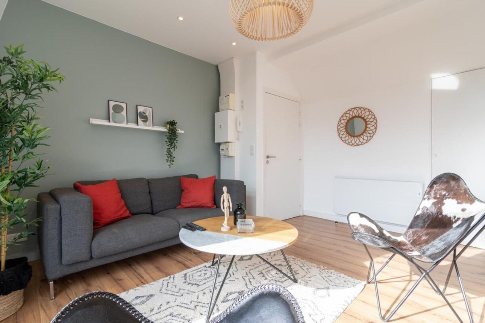 Marcq En Baroeul - Superb Apartment + Parking Bagian luar foto